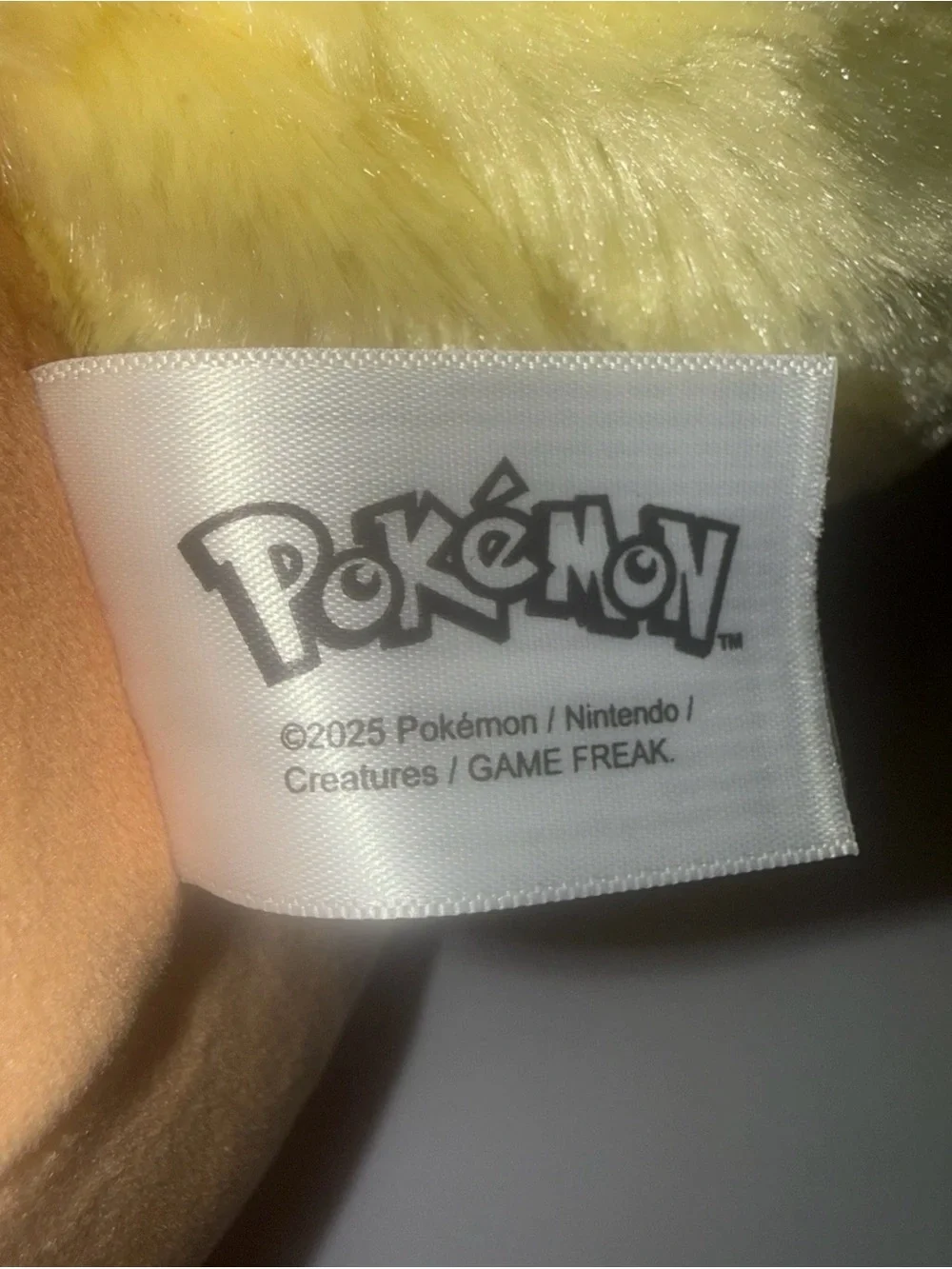 Pokémon Sleeping Flareon Premium Plush